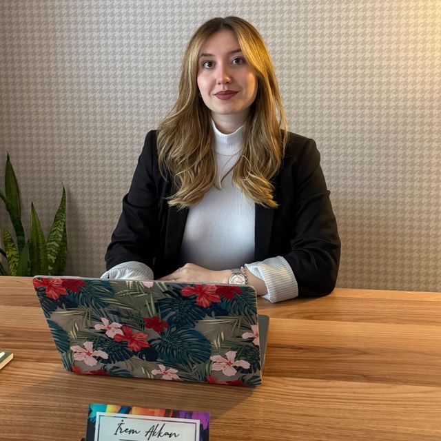 Kl. Psk. Uzm. İrem Akkan, Psikoloji İstanbul