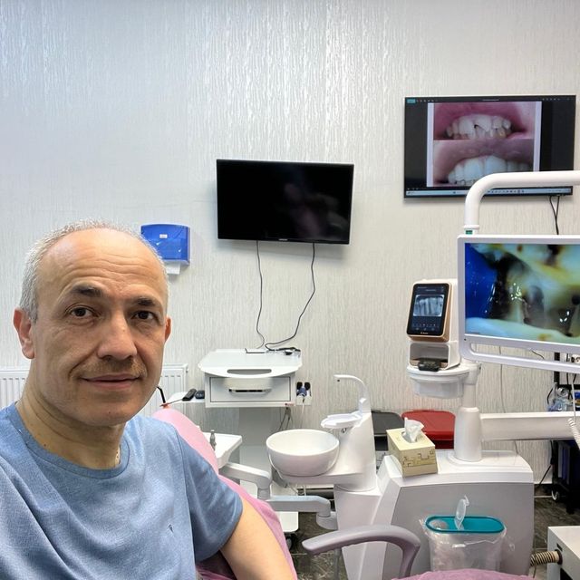 İbrahim Halil Hamut, Diş Hekimi Gaziantep