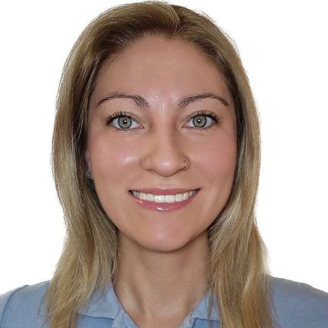 ALEXANDRA CARRASCO CONDON, Fisioterapeuta Jerez de la Frontera