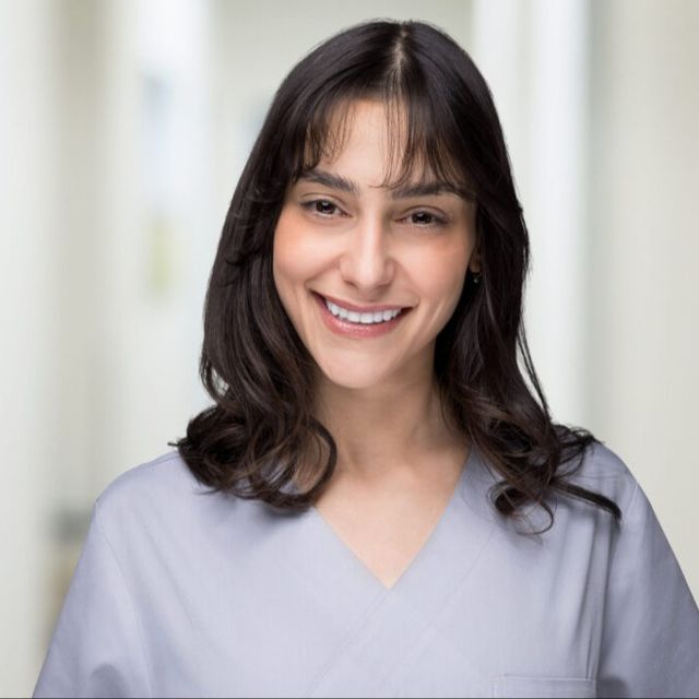 Pelin Baysal, Zahnarzt Köln
