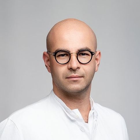 Janis Müller, Orthopäde & Unfallchirurg Berlin