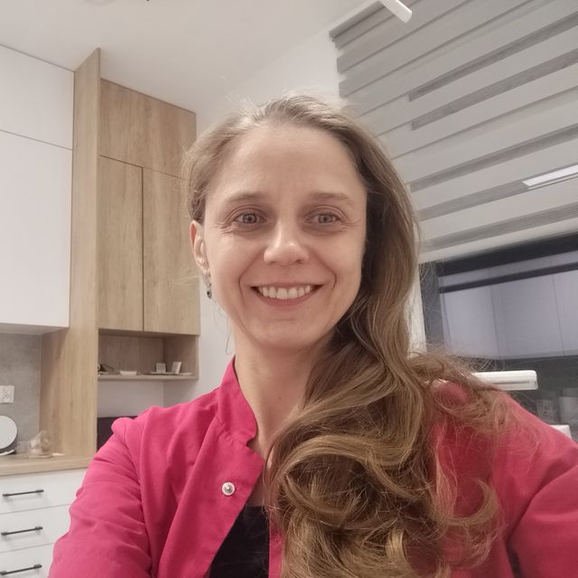 Elżbieta Żamojda, protetyk stomatologiczny Białystok