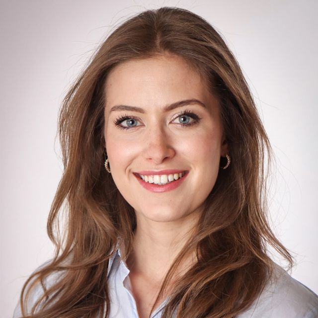 Emily-Sophie Maurer, Zahnarzt München