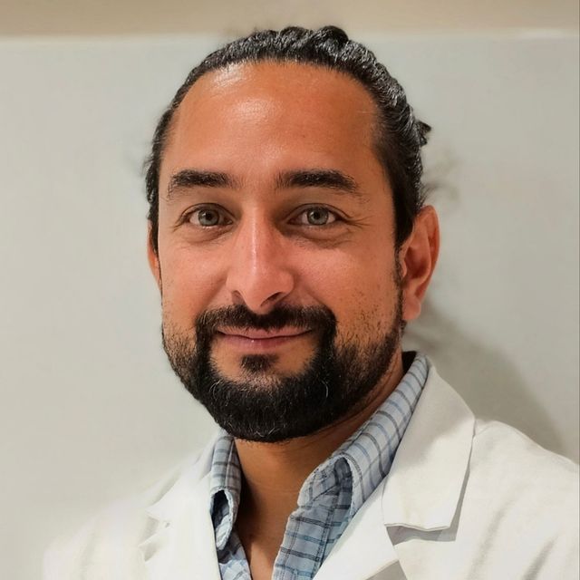 Fernando Peña Molina, Traumatólogo Ondara