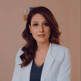 Montse Arroyo García, Digestólogo Málaga
