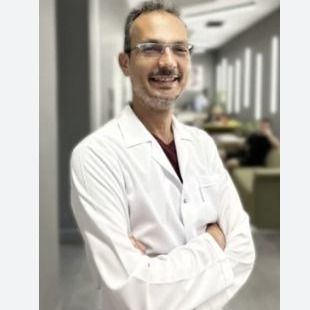 Resmi büyüt: Oğuz Yüksel, Spor Hekimliği İzmir