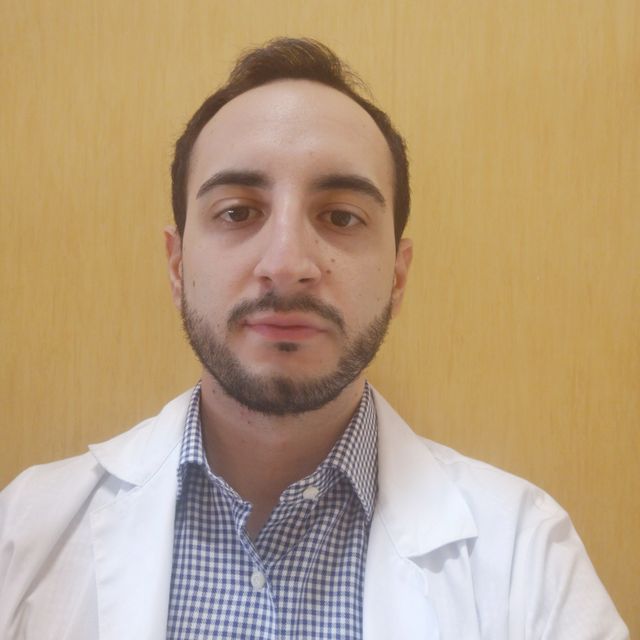 Mario Troisi, oculista Salerno