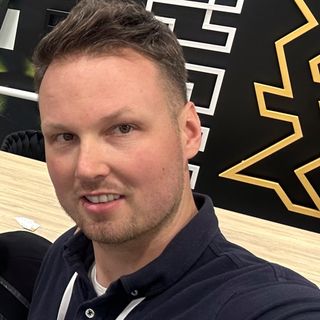 Powiększ obraz: Artur  Śledzik , fizjoterapeuta Rabowice