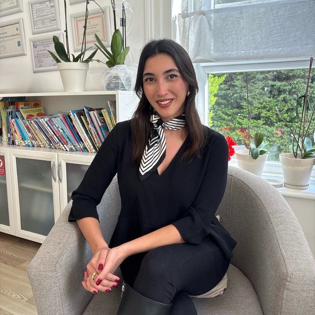 Mine Didem Arulat, Psikoloji İzmir