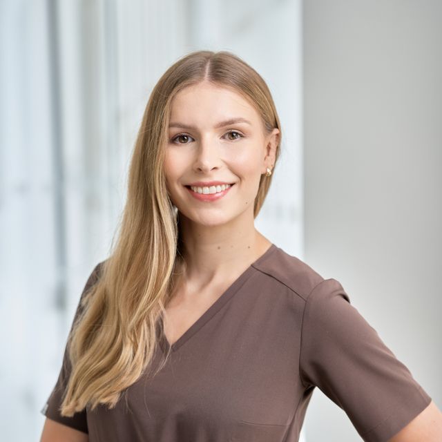 Irena Sionek-Wręga, stomatolog Warszawa