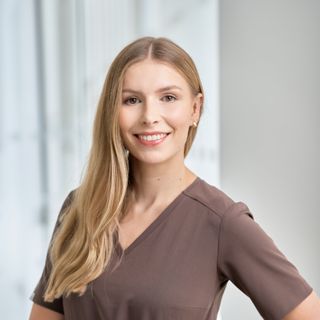 Powiększ obraz: Irena Sionek-Wręga, stomatolog Warszawa