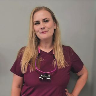 Powiększ obraz: Karolina Lodzińska, higienistka/higienista stomatologiczny Łódź