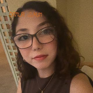 Resmi büyüt: Damla Çoşkun, Psikoloji Tekirdağ