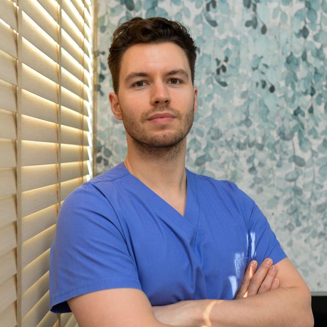 Jakub Wojdyła, stomatolog Warszawa