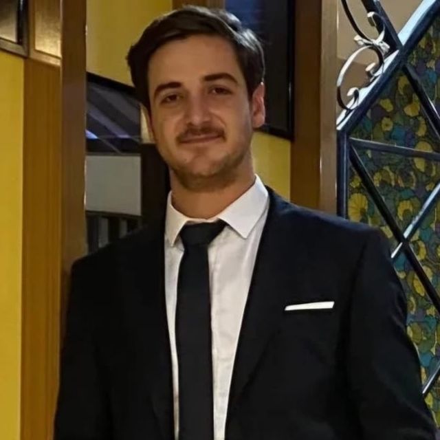 Mehmet Emin Temiz, Diş Hekimi Yenişehir