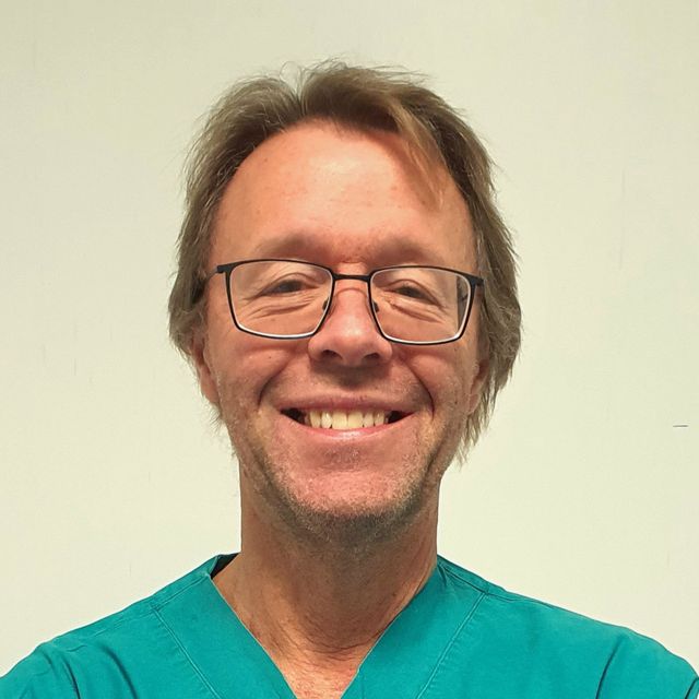 Riccardo Nascimbeni, proctologo Brescia