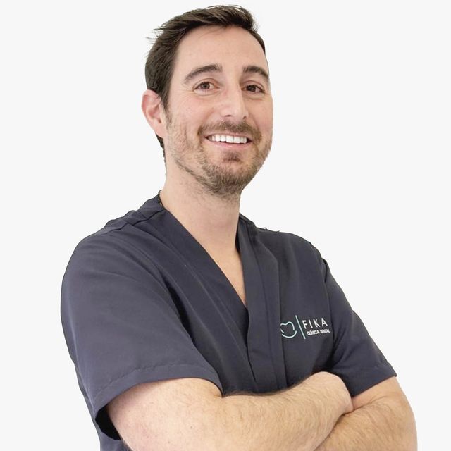 Albert Pérez-Noguera Vilà, Dentista Navalcarnero