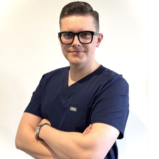 Paweł Suchecki, lekarz bez specjalizacji Łódź