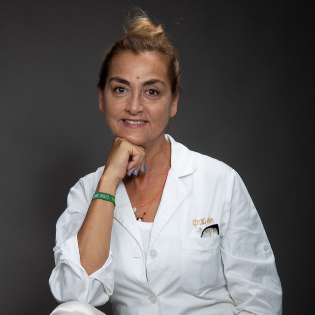 Luisa Fumaça, Acupuntor Parede