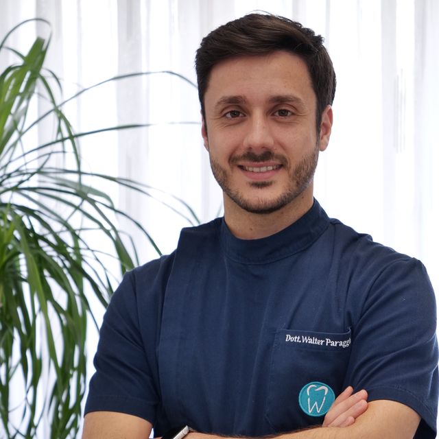 Walter Paraggio, dentista Eboli