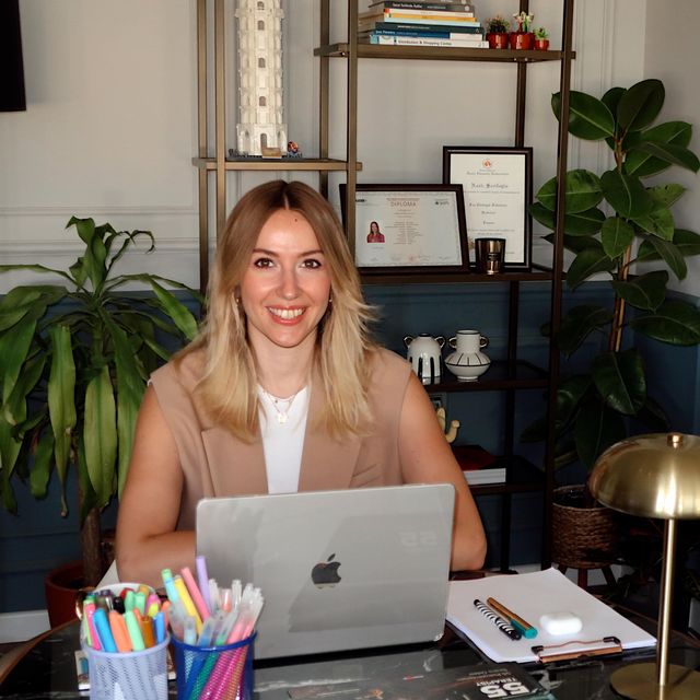 Nazlı Şerifoğlu Kaya, Psikoloji İzmir