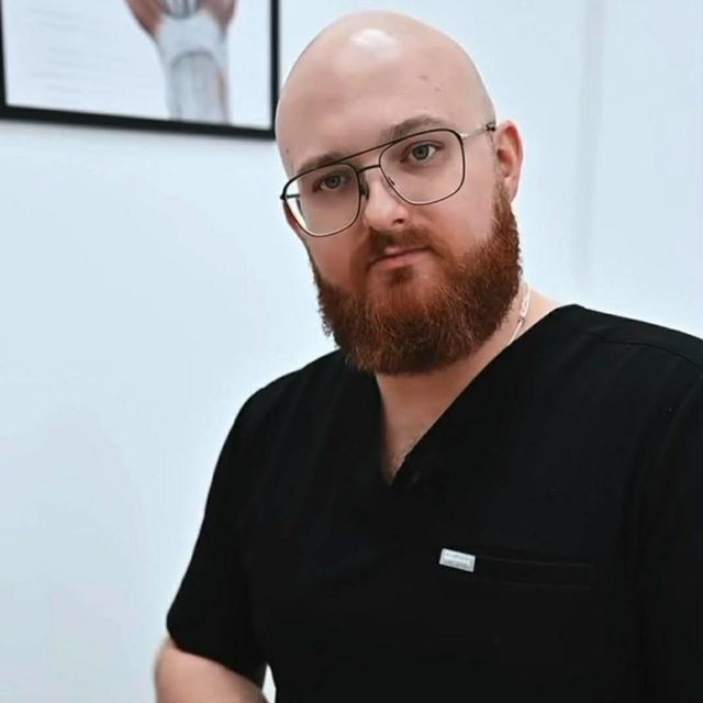 Mieszko Jeżyna, ortopeda Ostrołęka