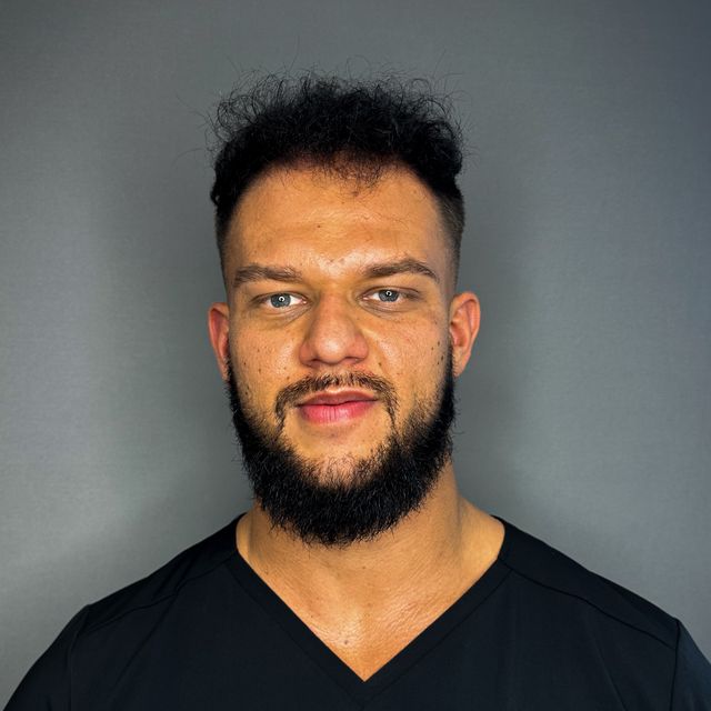 Damian Piernaczyk, fizjoterapeuta Kraków