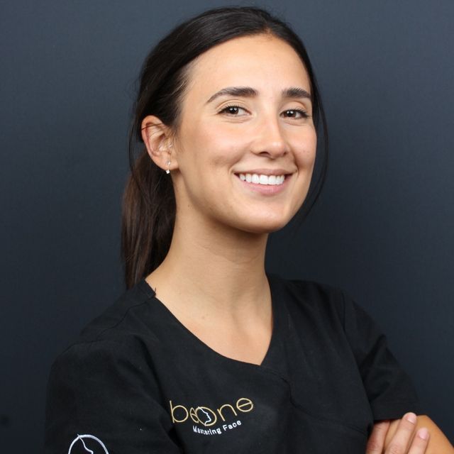 Almudena Serres Rubio, Dentista Madrid