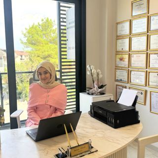 Sena Tireli, Diyetisyen Denizli
