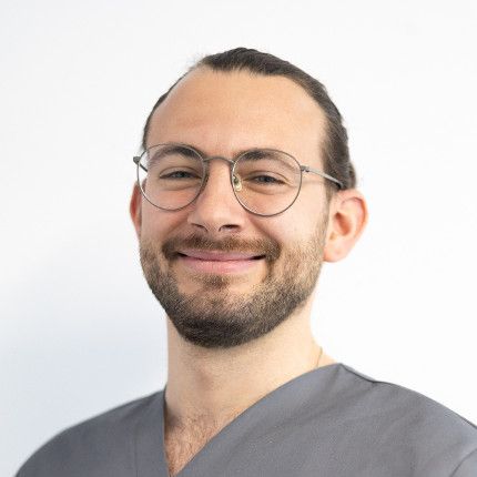 Gino De Angelis, Zahnarzt Rüsselsheim