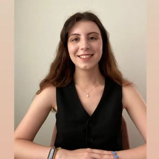 Resmi büyüt: Beste Nur Nayki, Psikoloji İstanbul