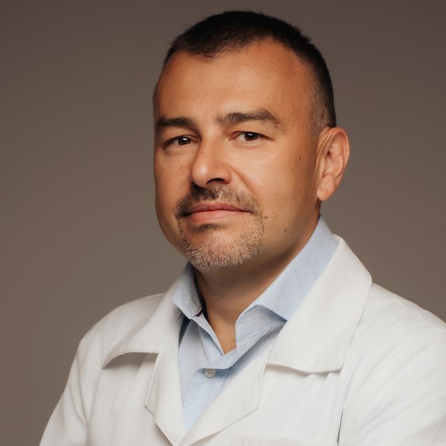 Karol Busz, ortopeda Ełk