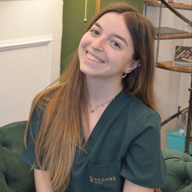 Alicia Saavedra Uriz, Higienista dental A Coruña
