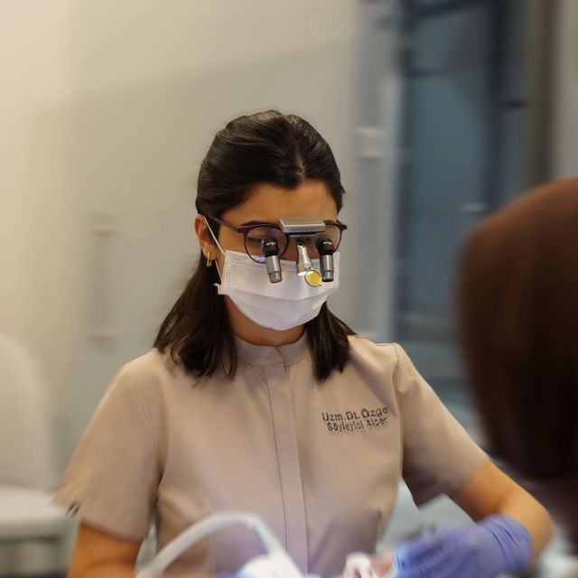 Özge Söyleyici Alper, Diş Hekimi Kocaeli
