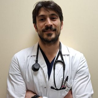 Ingrandire l'immagine: Valerio Oliva, internista Taranto