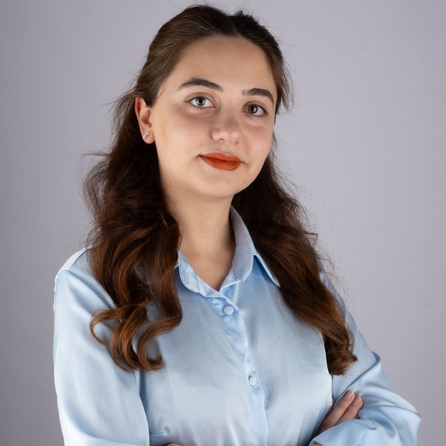 Yeliz Yalvaç, Psikoloji Ankara