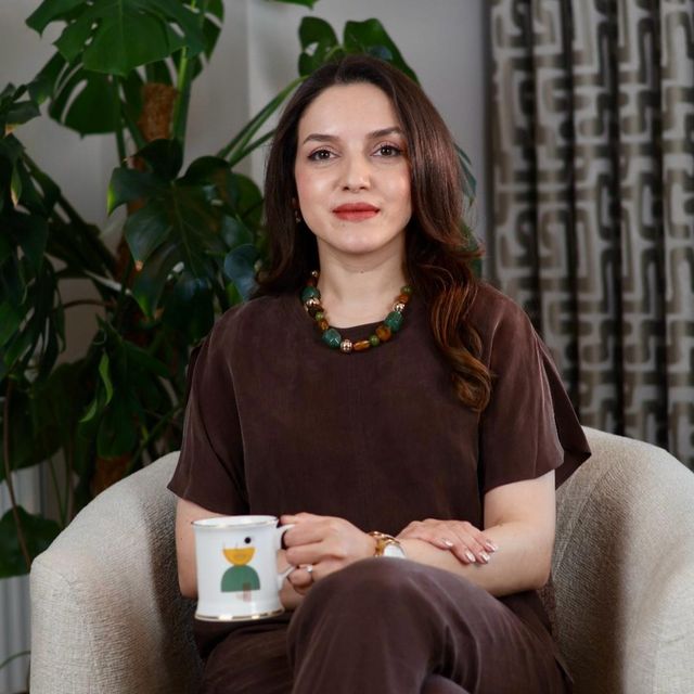 Elif Özbay, Psikoloji İzmir