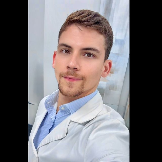 Julian Mauricio Buj Vargas, Médico estético Madrid