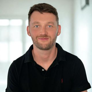 Powiększ obraz: Michał Popielski, fizjoterapeuta Pruszków