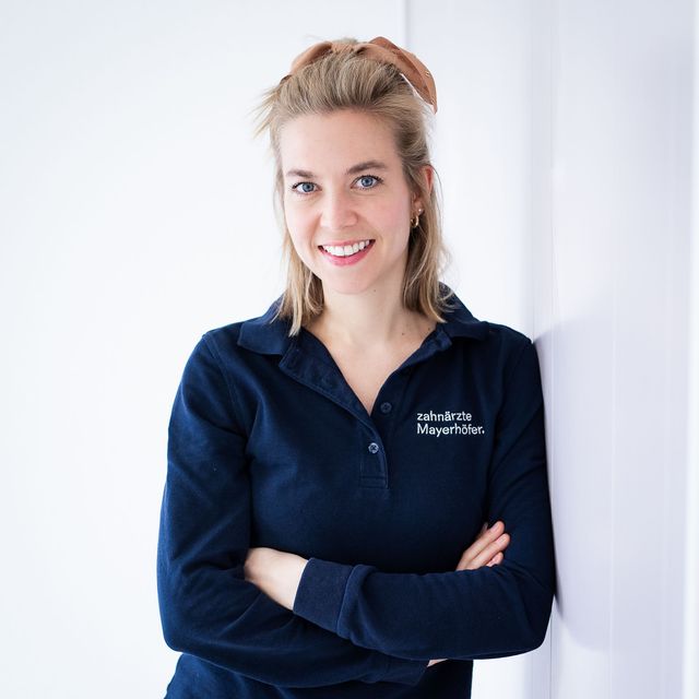 Veronika Mayerhöfer, Zahnarzt Willich