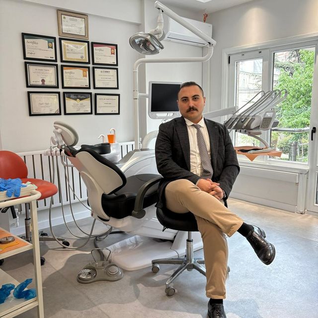 Cevahir Taşkın, Diş Hekimi İstanbul