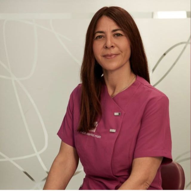 Sili Capó Florit, Dentista Cabrera de Mar