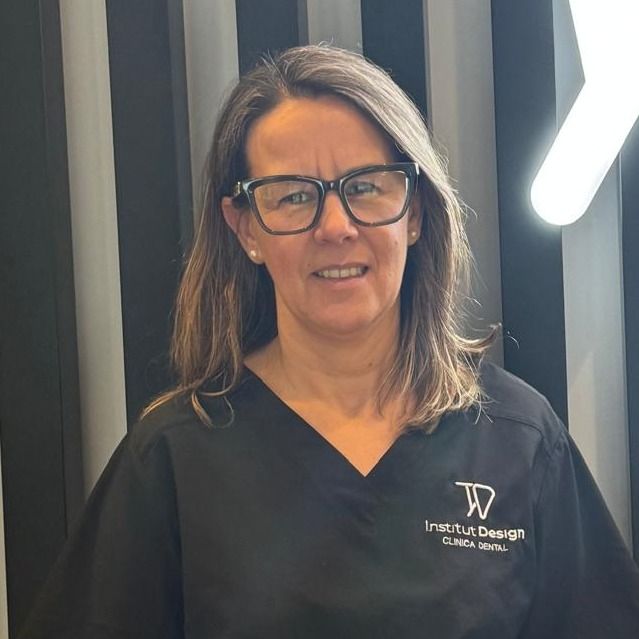 Susana Laez San Millan, Dentista Mataró