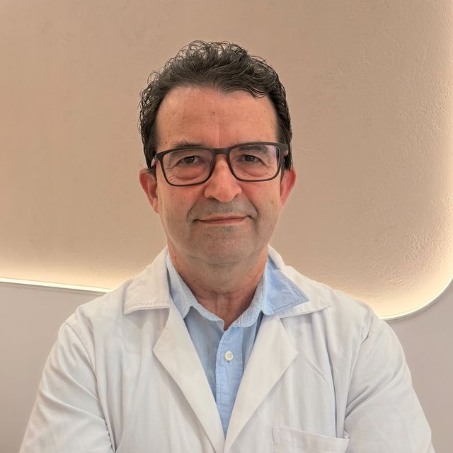 Francisco Javier Vicente Prados, Urólogo Granada