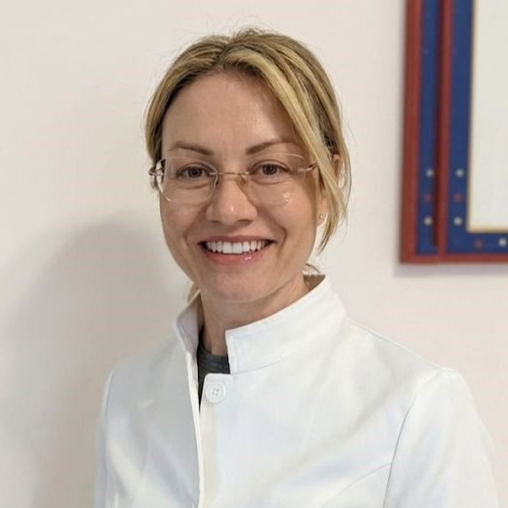 Cinzia Pasqualoni, dentista Montebuono