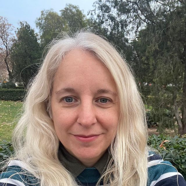 Florencia Parisi, Psicólogo Valencia