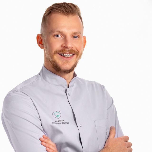 Adam Wiejkuć, stomatolog Szczecin