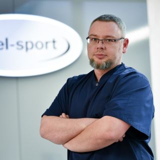 Powiększ obraz: Ernest Kamil Madej, ortopeda Łódź