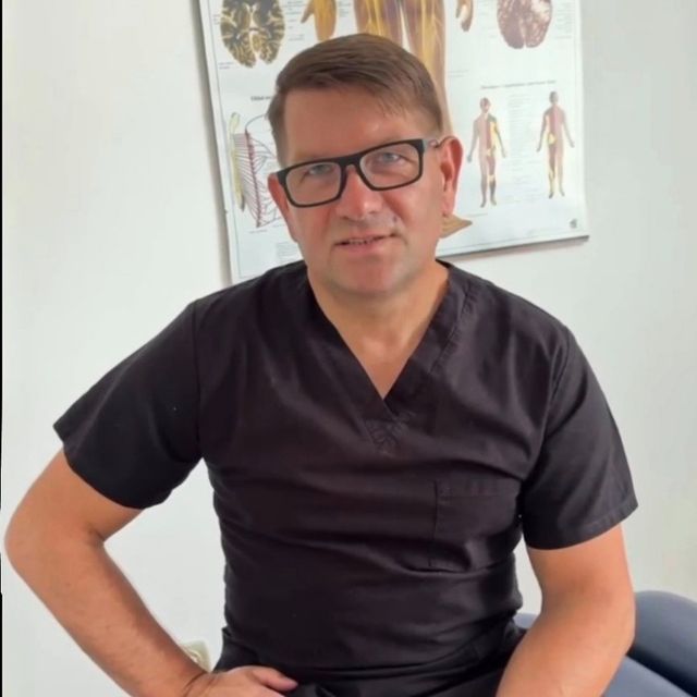 Sławomir  Głowiński , fizjoterapeuta Opoczno