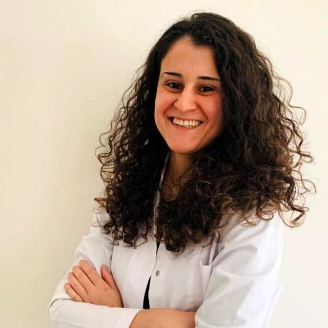 Beatriz Mansilla Fernández, Neurocirujano Madrid
